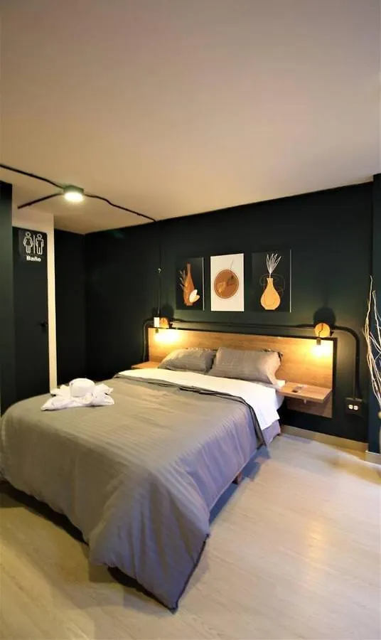 Apartamento Con Puesto De Trabajo One102 By Roots Rentals Medellín 0*,